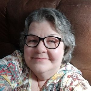 Meet your Posher, Deborah